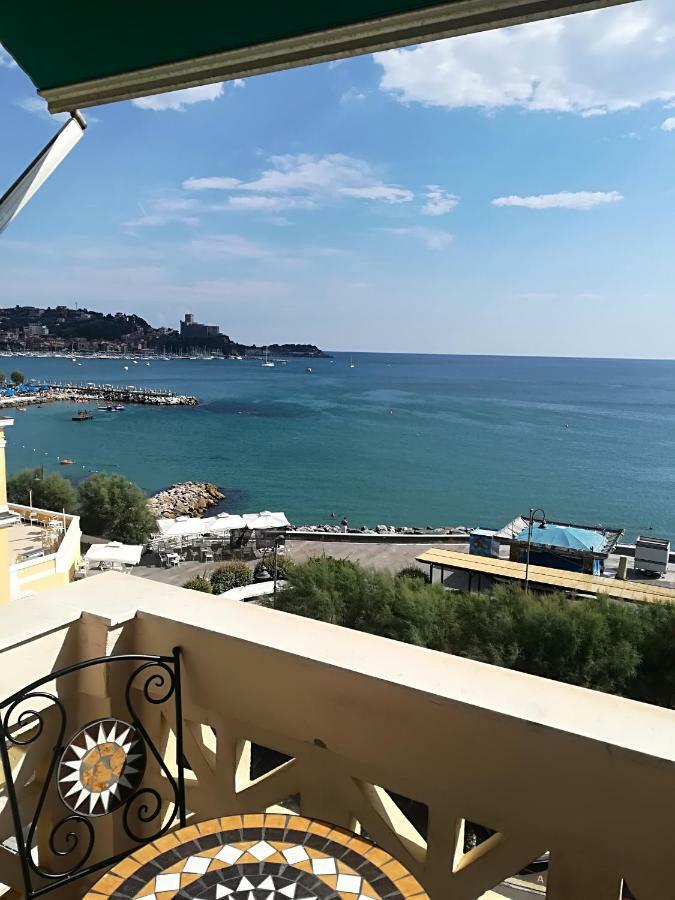 Apartmán Il Faro Dei Poeti Lerici Exteriér fotografie
