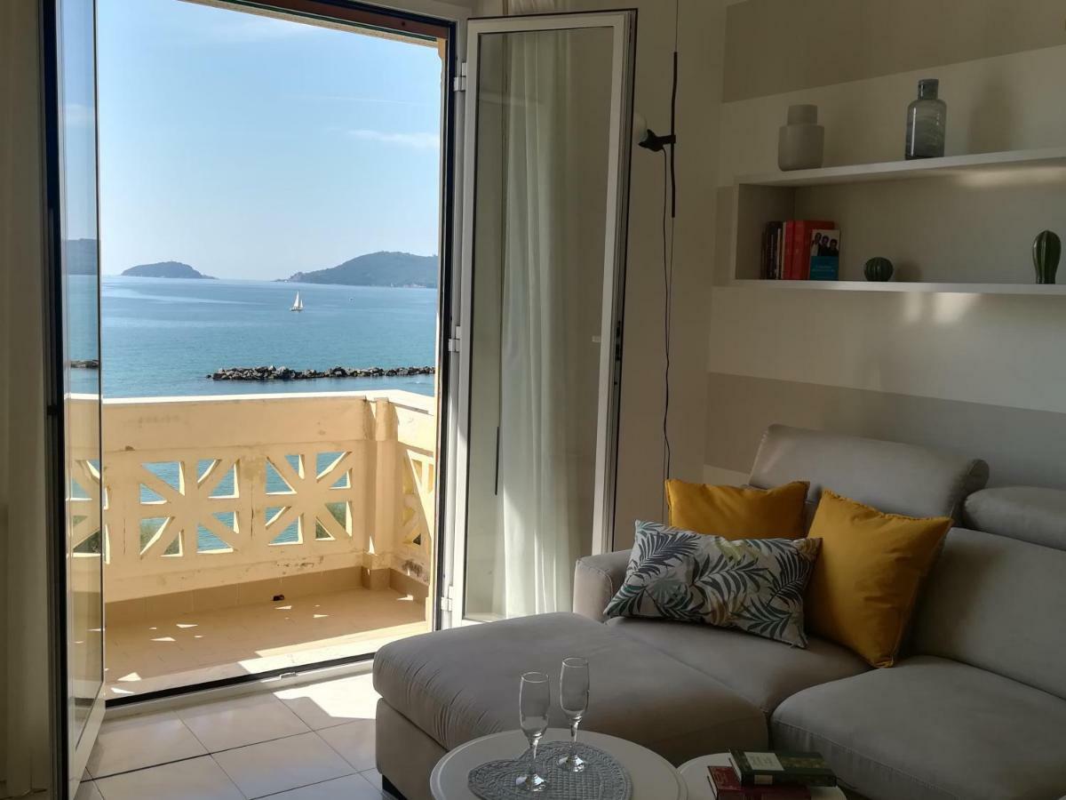 Apartmán Il Faro Dei Poeti Lerici Exteriér fotografie