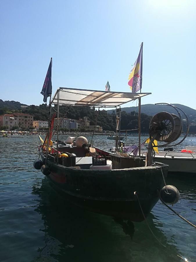 Apartmán Il Faro Dei Poeti Lerici Exteriér fotografie